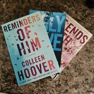 Colleen Hoover book bundle fiction romance/suspense novels